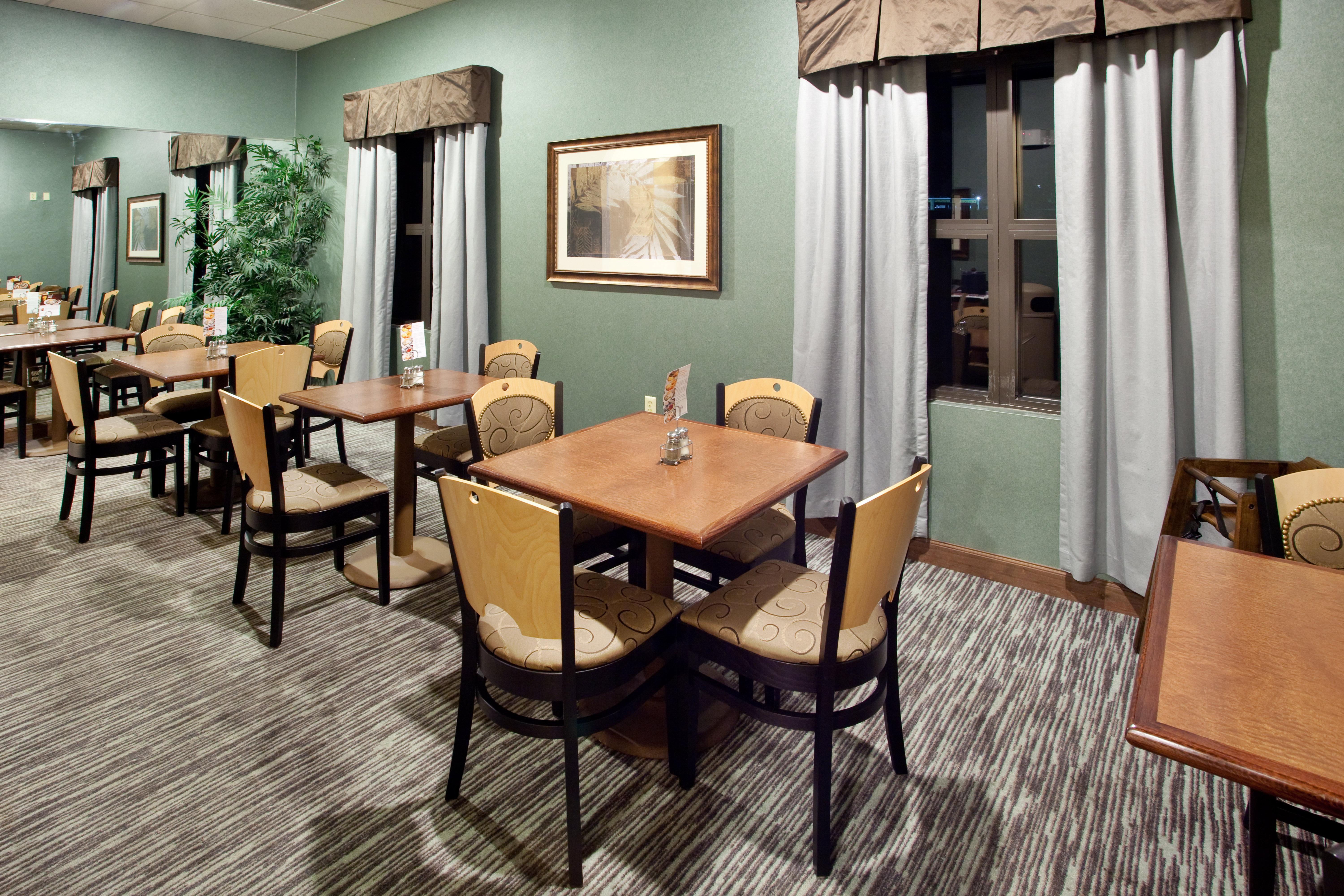 Wingate By Wyndham Waynesboro Hotell Exteriör bild