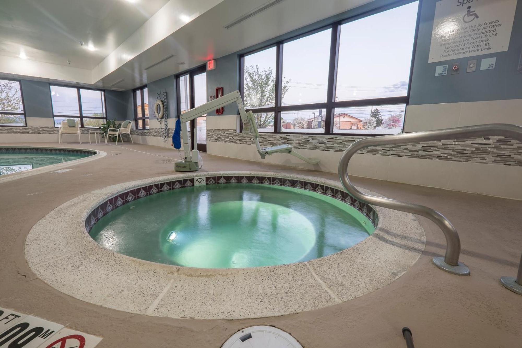 Wingate By Wyndham Waynesboro Hotell Exteriör bild