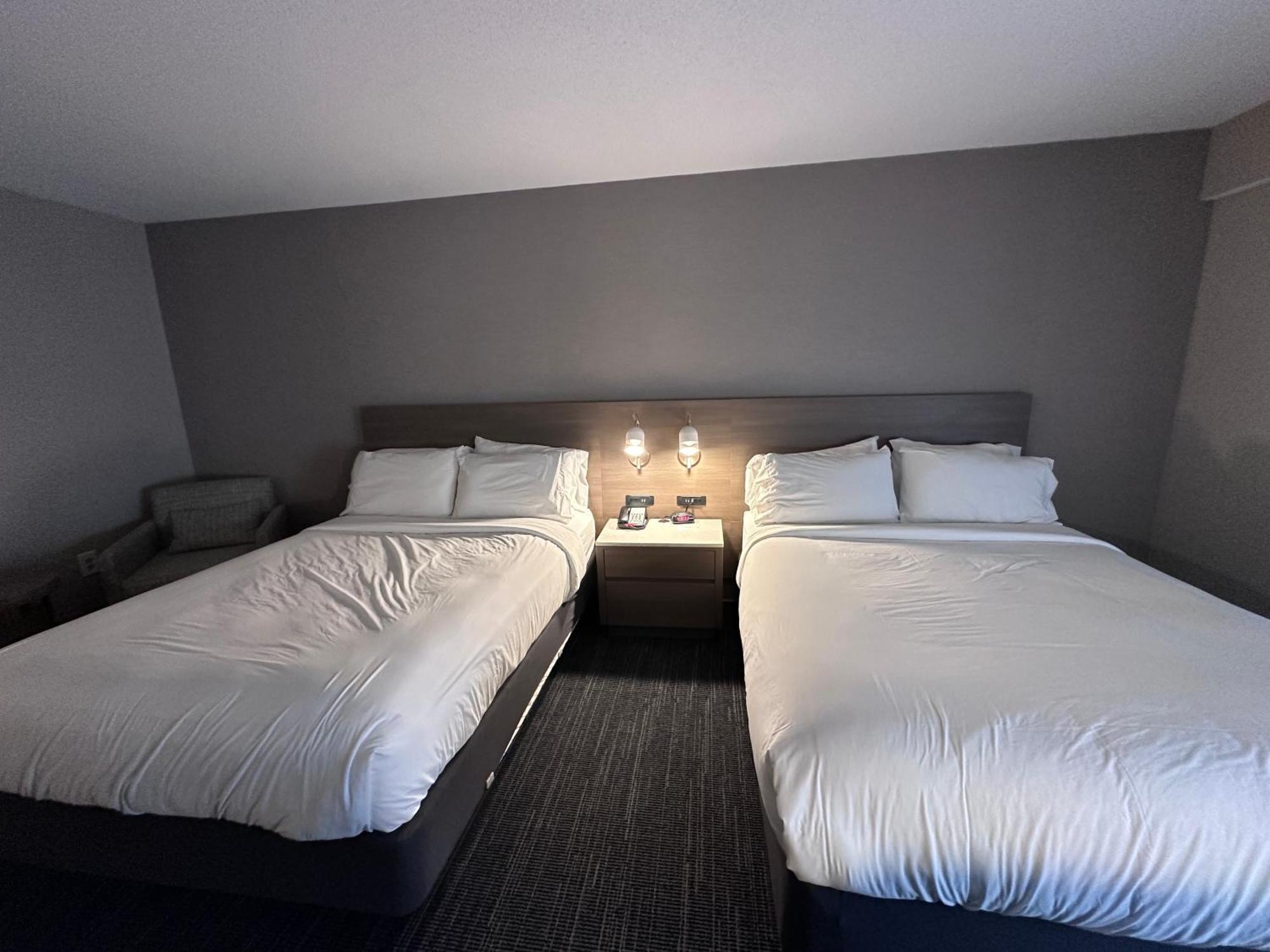 Wingate By Wyndham Waynesboro Hotell Exteriör bild